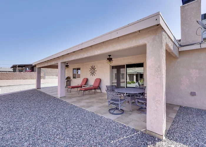 Arizona Retreat W/ Casita ~ 2 Mi To Havasu