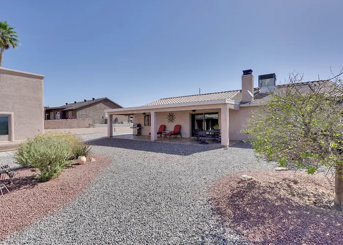 Arizona Retreat W/ Casita ~ 2 Mi To Havasu