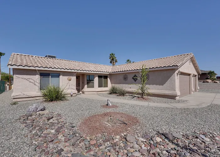 Arizona Retreat W/ Casita ~ 2 Mi To Havasu *