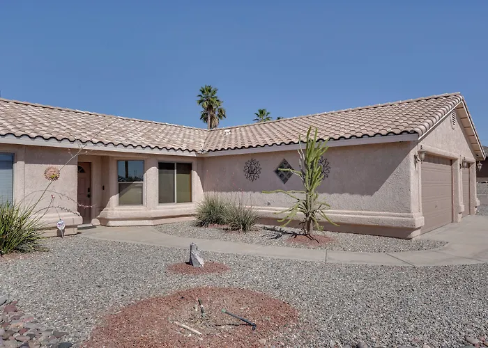 Arizona Retreat W/ Casita ~ 2 Mi To Havasu